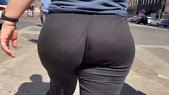 Candid City Street Encounter With A Bubble Butt